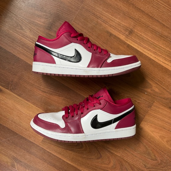 Air Jordan 1 Low - Noble Red - Picture 9 of 9
